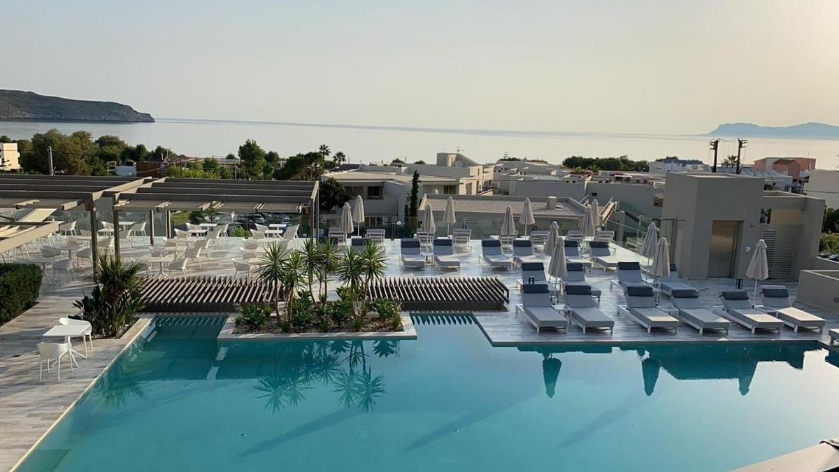 Atlantica Amalthia Beach Hotel - Adults Only Ajía Marína Kültér fotó